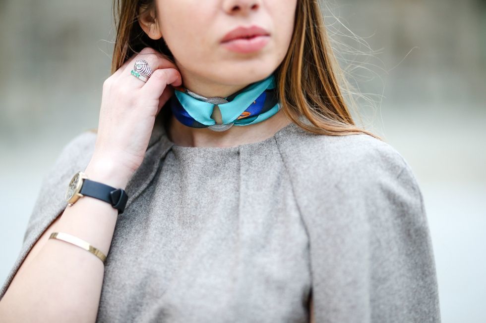 gallery-1514455569-trends-that-are-out-2018-chokers-1510872994
